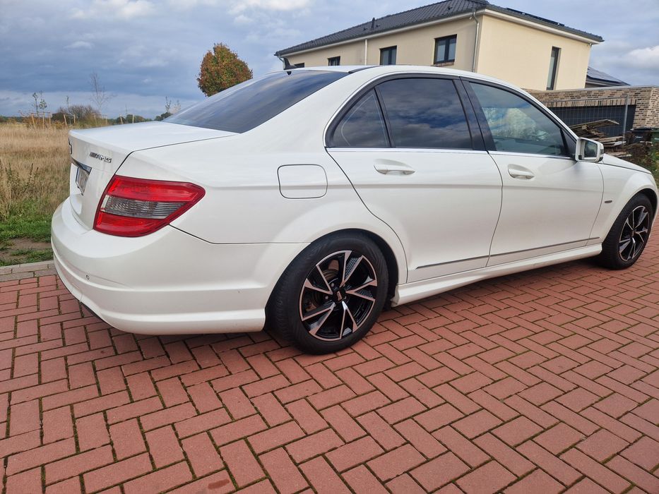 Mercedes Benz C200 PAKET AMG LINE