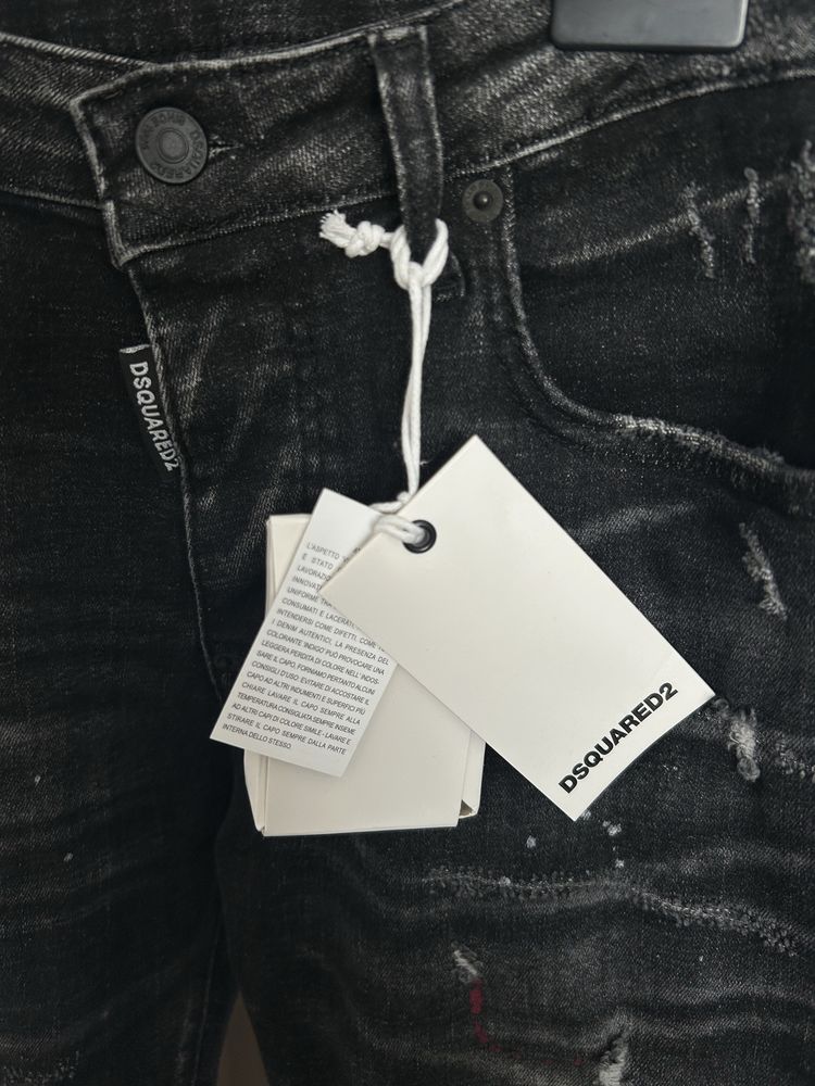 Compleu dsquared nou lichidare de stoc este ultimu!