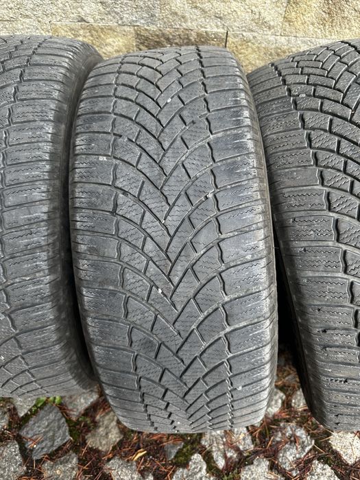 Гуми 215/55/17 зимни Bridgestone Blizzak LM005 XL DOT2221