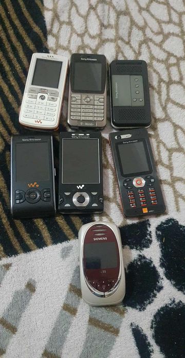 Lot telefoane colectie unele fara baterii