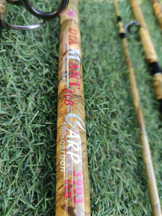 SET 3 Lansete DIAMANT ALB 3.90m 4.0 LBS 3 tronsoane + 3 Mulinete AVIAT