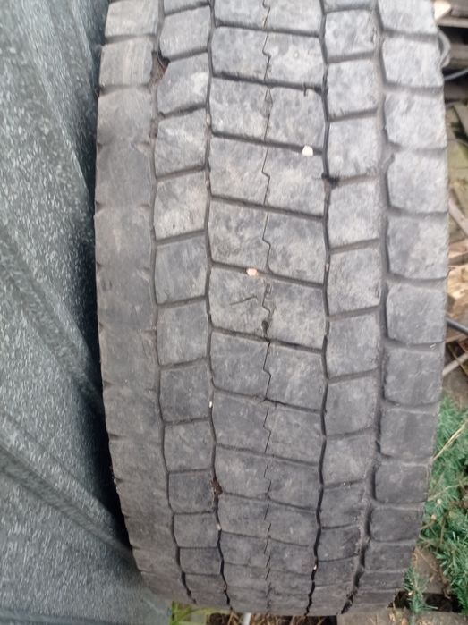 Продам балон на фуру на ведущую ось