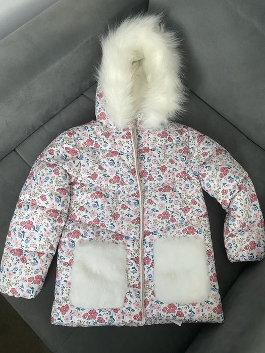 Ново яке размер 5-6 години