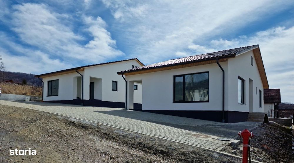 Casa regim Parter zona Lempes