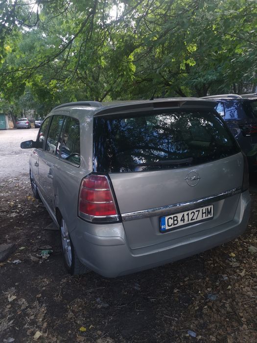 Опел зафира б 1.9 120к