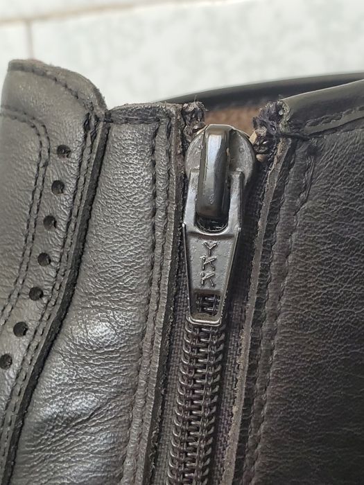 Ghete M. John piele naturală, elegante, tip brogue, fermoare YKK, 40