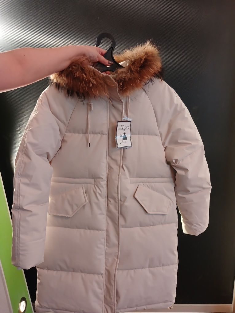 Куртка зимняя размеры все.цена 21500