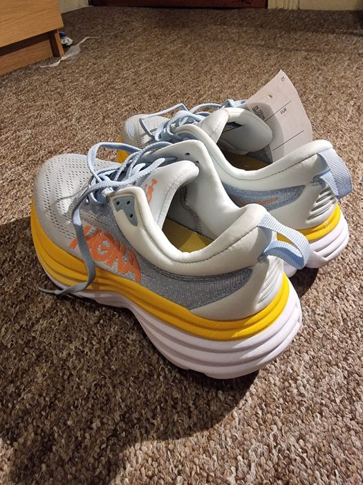 Adidasi  din uk model Hoka