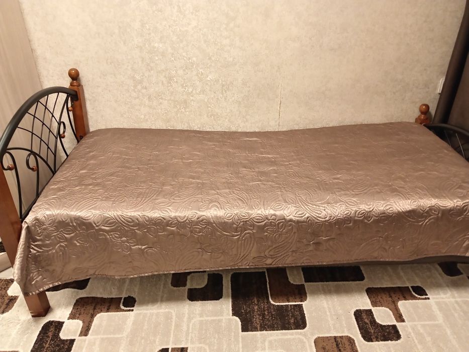 Продам кровать 90*210+ортопед. матрас