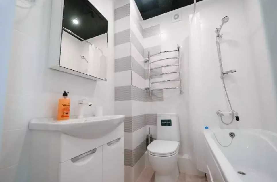 Дава се под наем Двустаен апартамент в Пловдив, Христо Смирненски - 80 кв.м за 306 € - Снимка #3