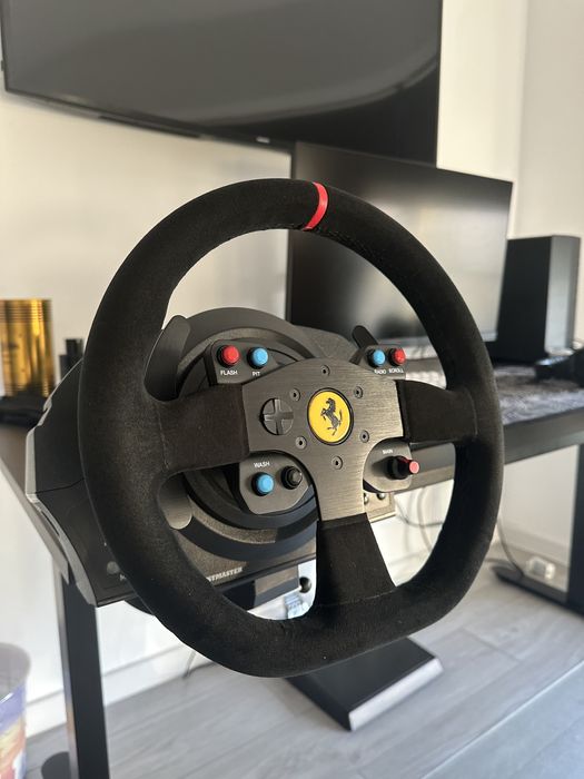 Volan Thrustmaster T300 Ferrari Alcantara Edition