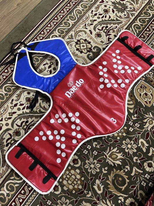 Протектор для тайквандо-карате, размер 3