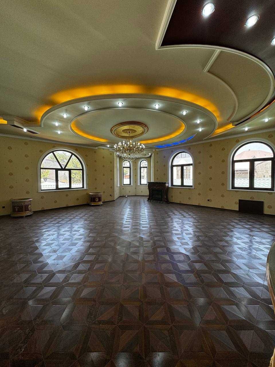 Неповторимый дом в престижном районе!
