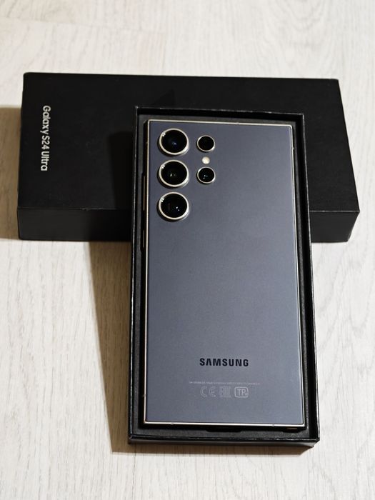 Samsung S24 Ultra 256 gb Ram 12 5G