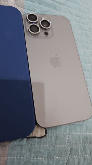 Iphone 16 pro max     256. Gb.    97%.    1200$.  Kelwimamiz