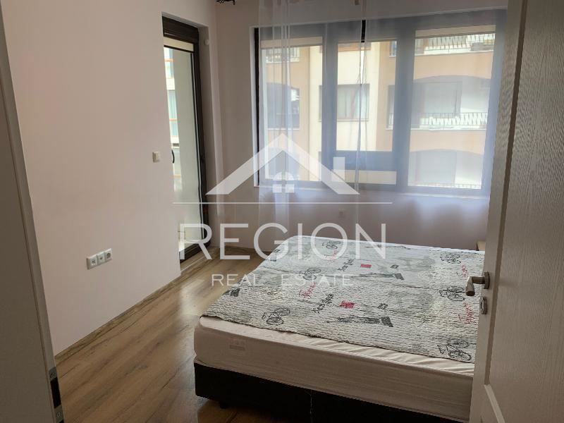 Дава се под наем Четиристаен апартамент в Варна, Левски - 118 кв.м за 765 € - Снимка #4