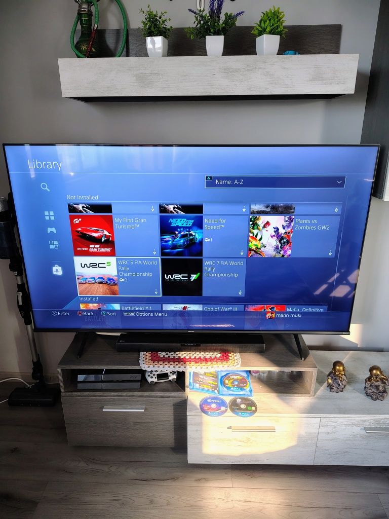 ps 4 500г...23 игри  2 контролера