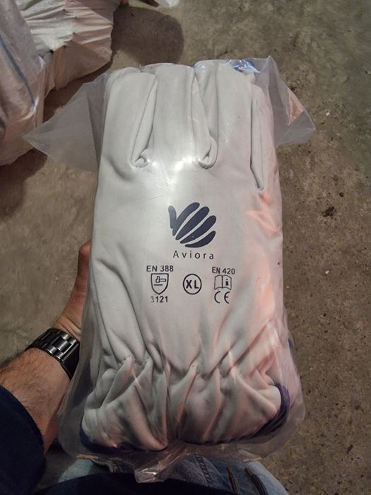 Manusi din piele lucru