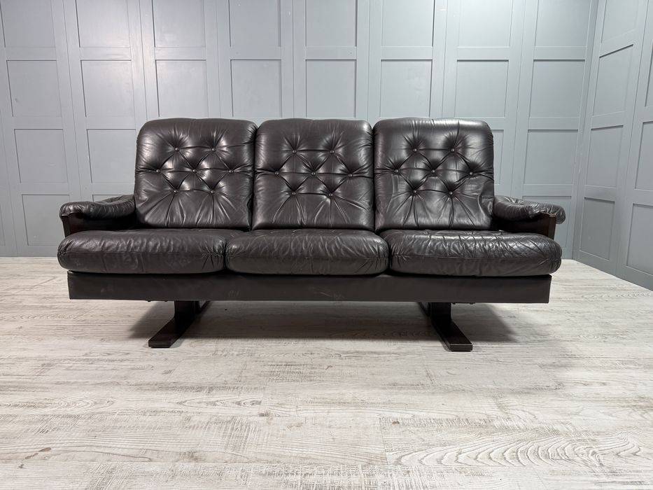 Кожен диван 3-ка Арне Норел Д1106