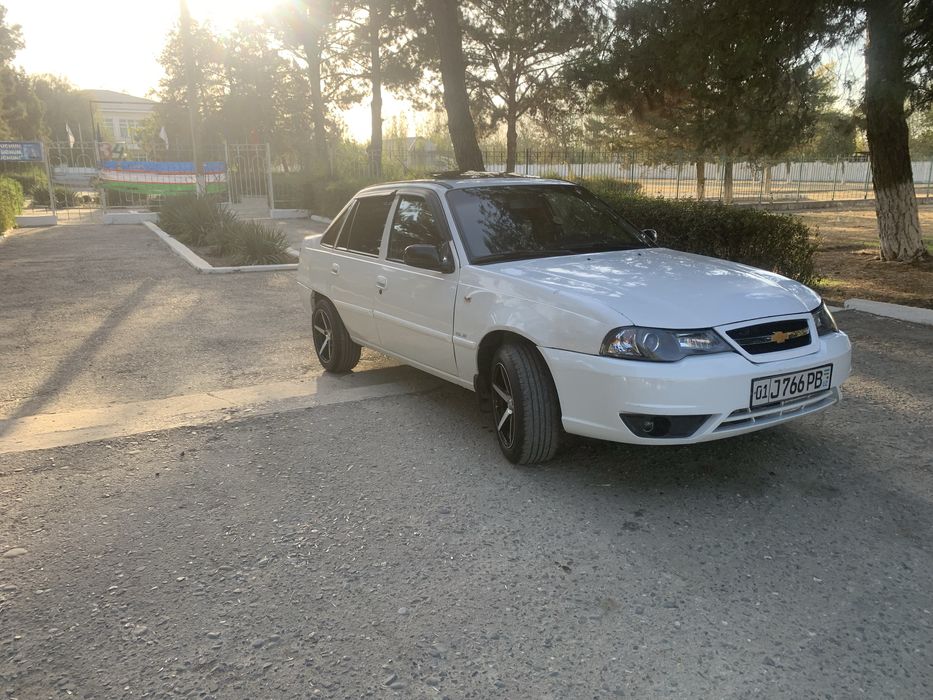 Нехия 2 срочна сотилади
