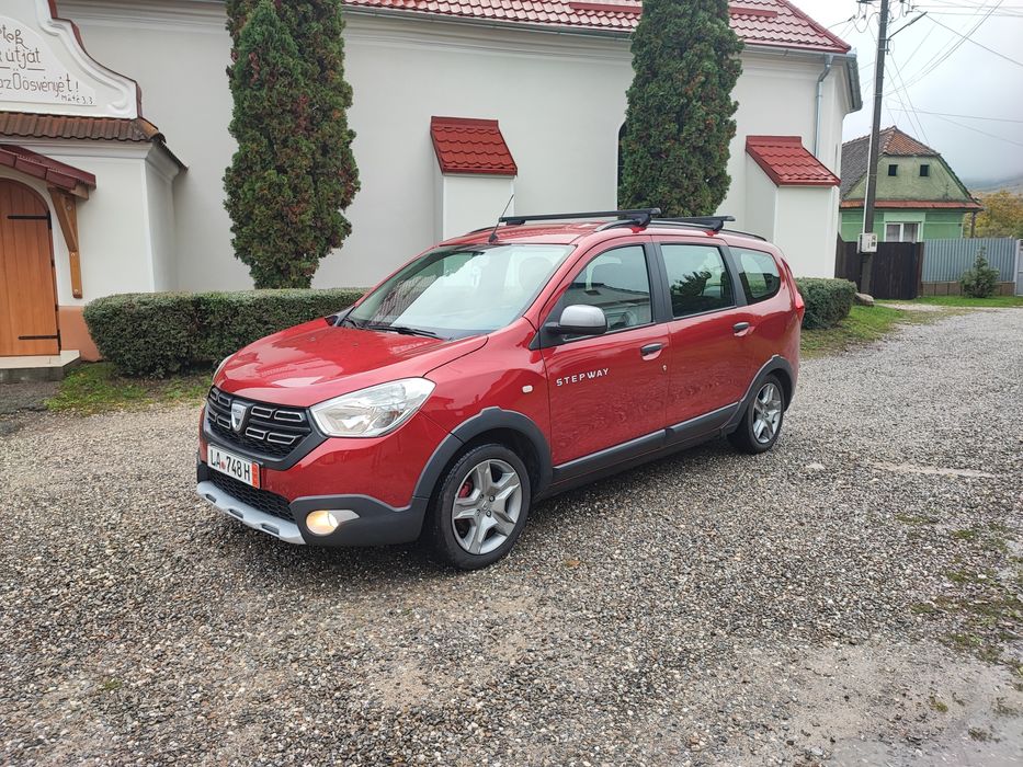 Dacia Lodgy Stepway 1.3 tce 130 cp 2021