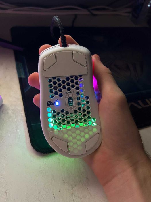 Продавам Gaming мишка и клавиатура