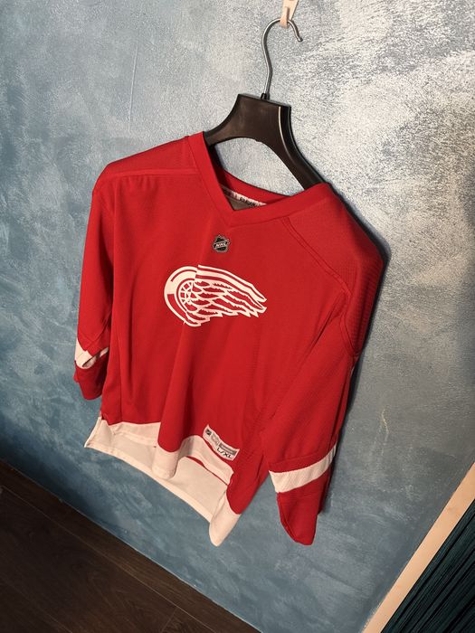Tricou original NHL  Detroid Red Wings impecabil