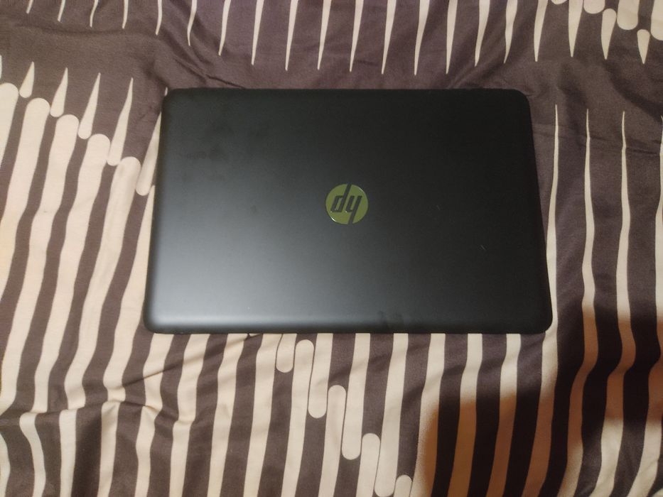 Vand laptop gaming HP, i5 gen 8, gtx 1050 4gb