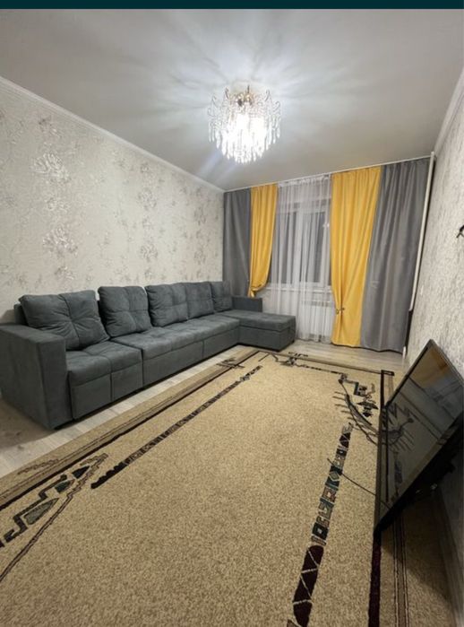 Продам диван угловой серый