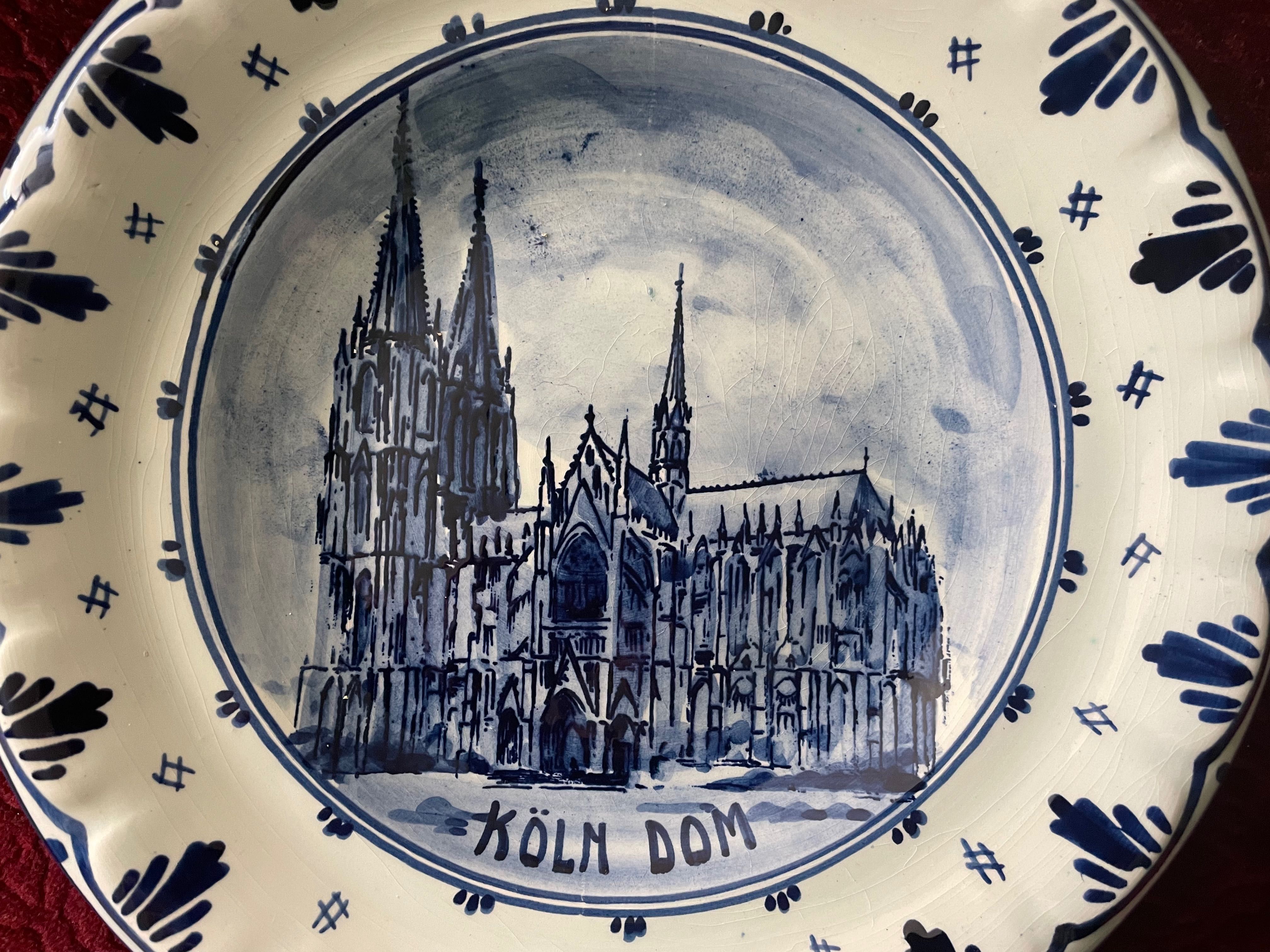 Farfurie din portelan olandez Delft, Domul din Koln