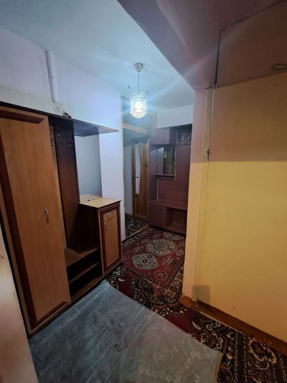 Здается 2 комнотная квартира на Мархабо без Агентства