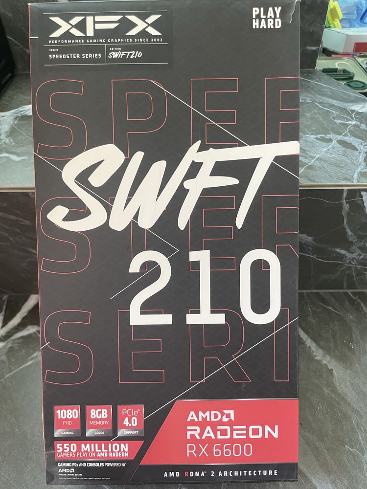 Видео карта Radeon RX 6600