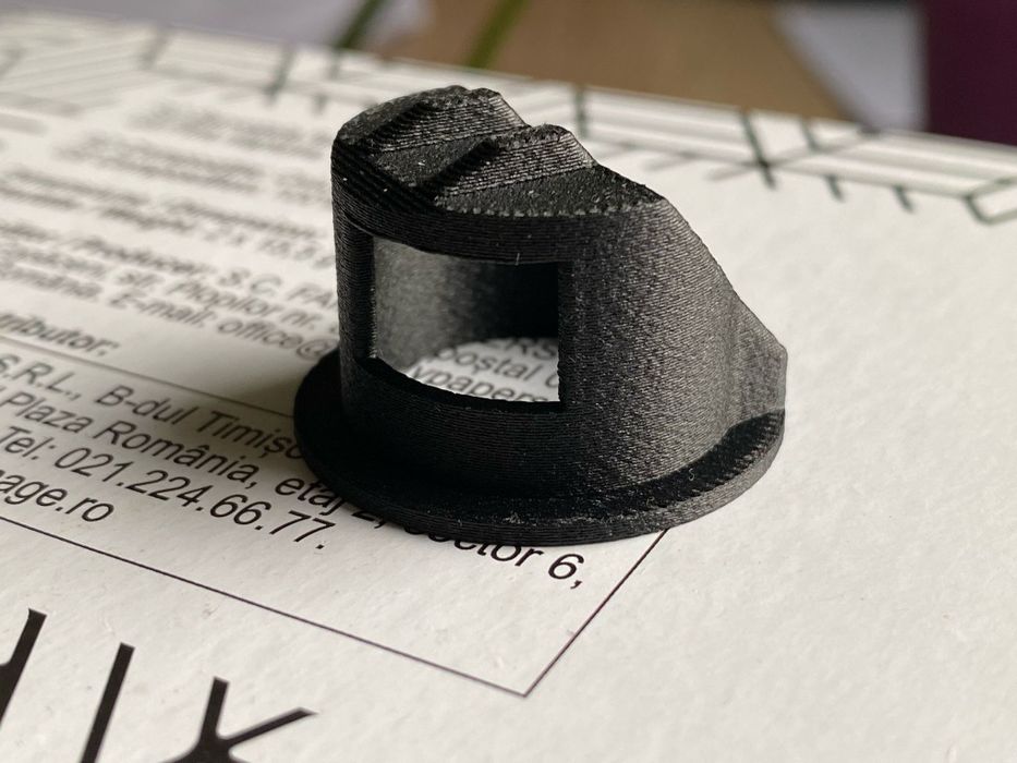 Opel - Reductor lichid de racire  97102581