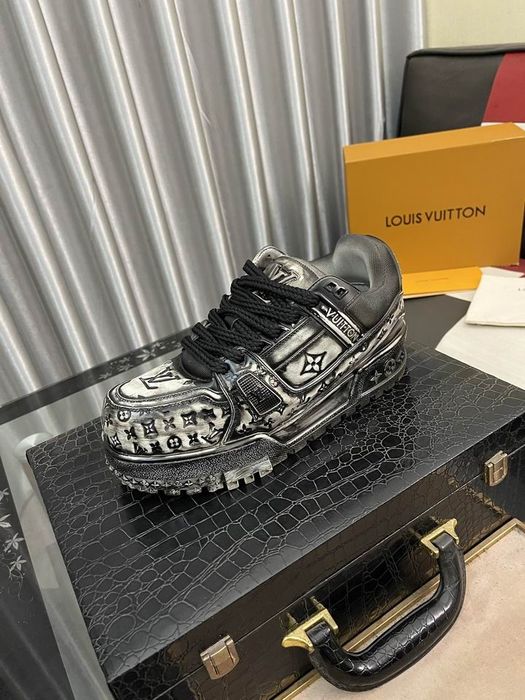 Louis Vuitton maxi trainers