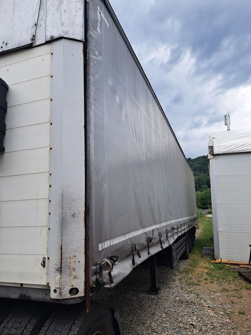 Ansamblul Daf xf 460 plus remorca  schmitz  vario
