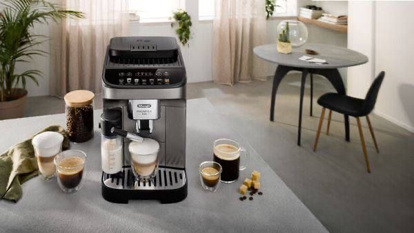 Кофе машина Delonghi