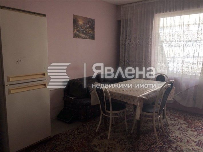 Продава се Тристаен апартамент в Бургас, Изгрев - 73 кв.м за 1261 €/кв.м - Снимка #4