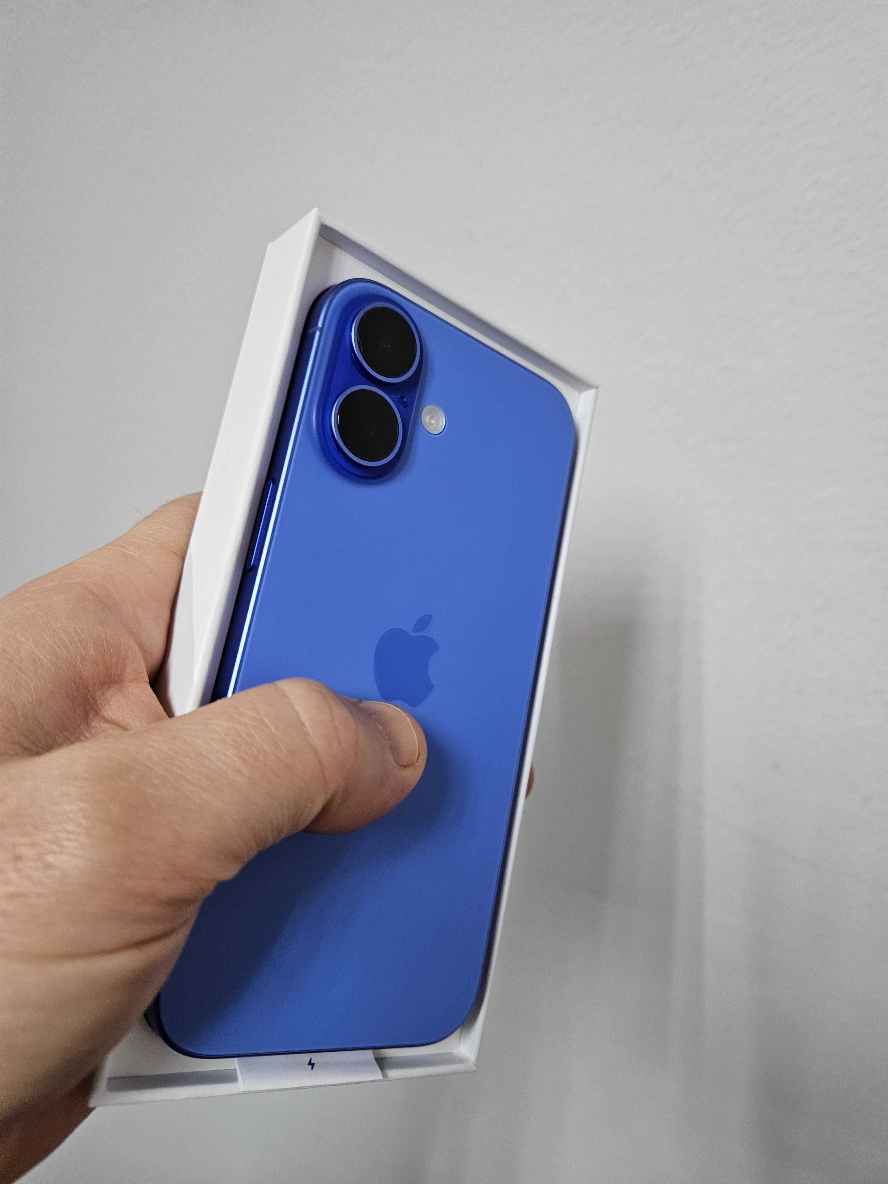 iPhone 16, 128 Gb, ca nou la cutie, 1 an Garantie.