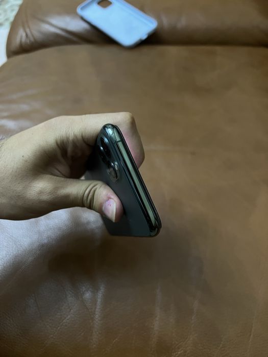 IPHONE 11 pro sotiladi