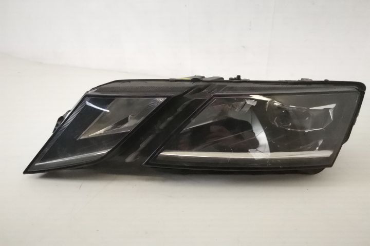 Ляв фар Оригинален Led Повреден Шкода / Skoda Octavia 3 [фейслифт] Ляв