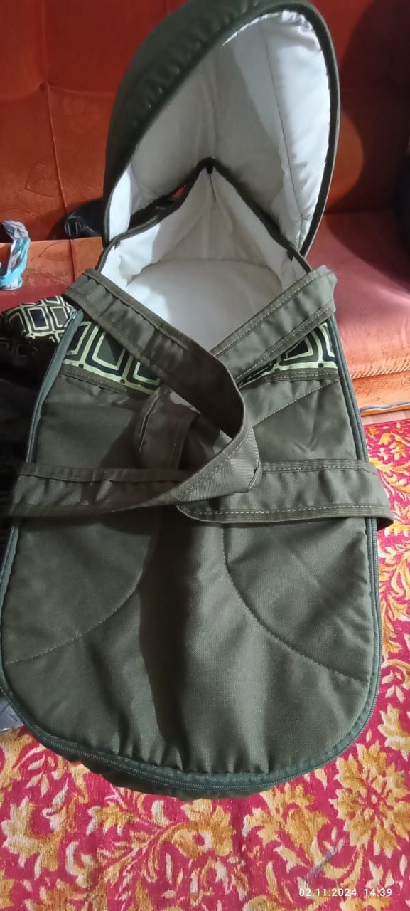 Продам коляску зима-лето