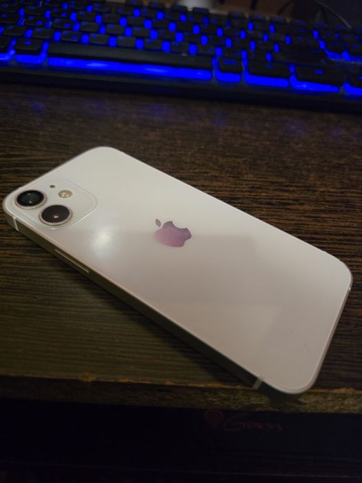 Iphone 12 mini functional