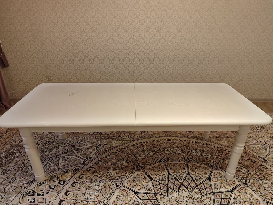 Стол белый раздвижной 2,4-3 метра