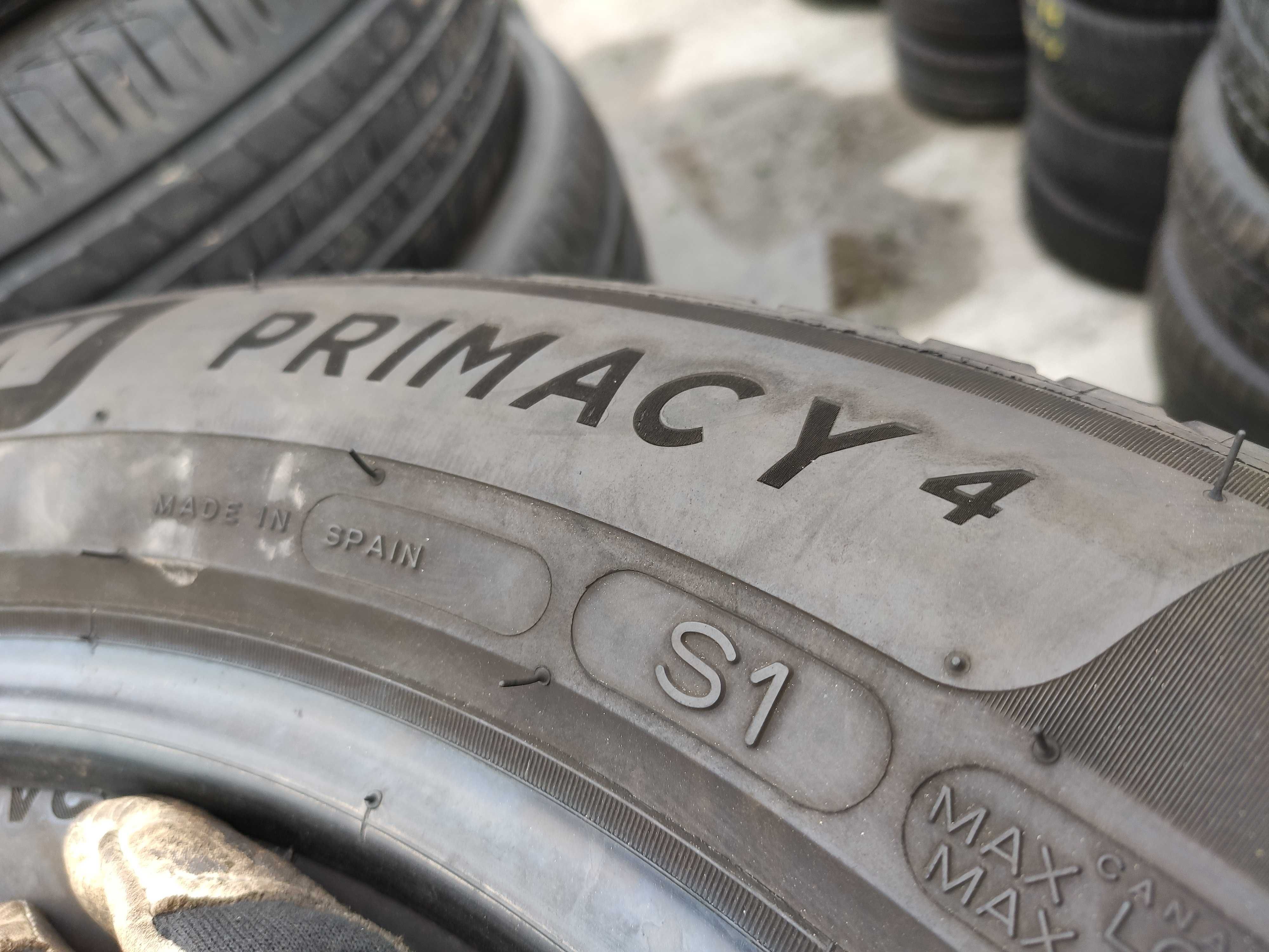 4бр Летни гуми 225 55 18 - Michelin