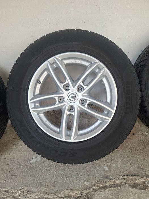 Jante Nissan, Duster cu anvelope de iarna 215 65 16