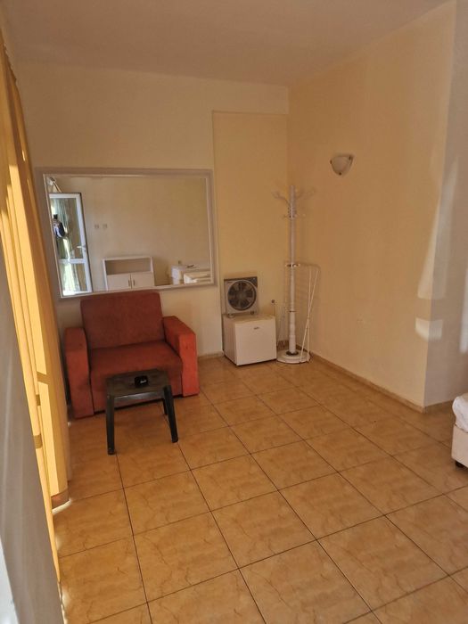 давам офис под наем