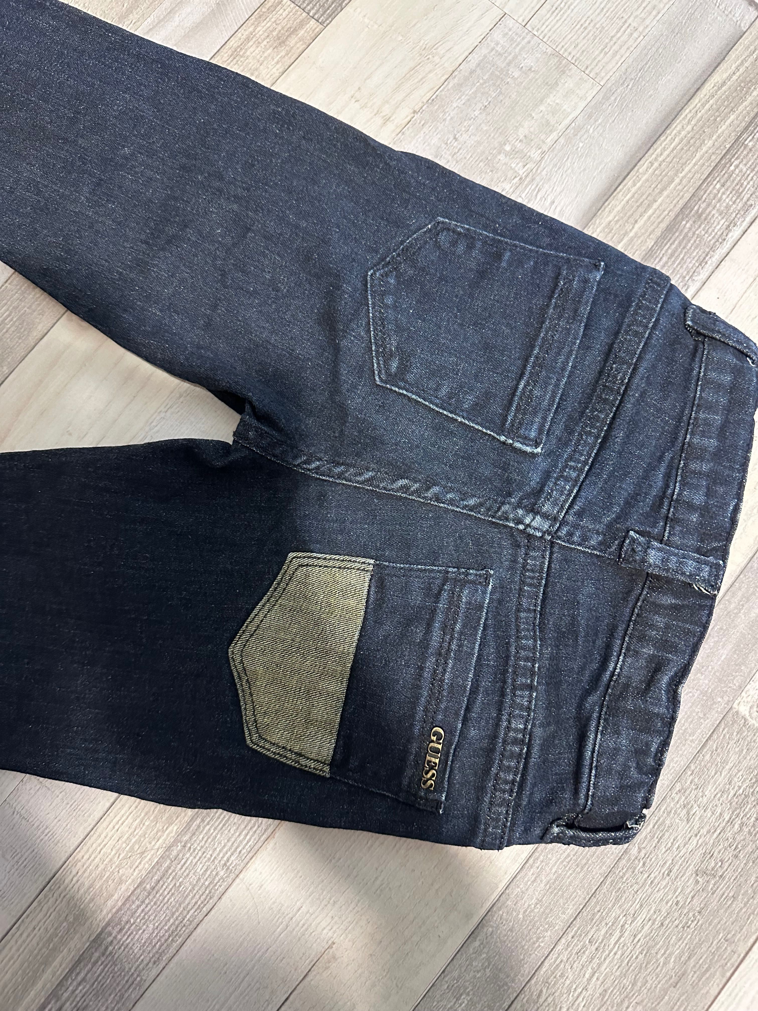 Детски дънки Guess