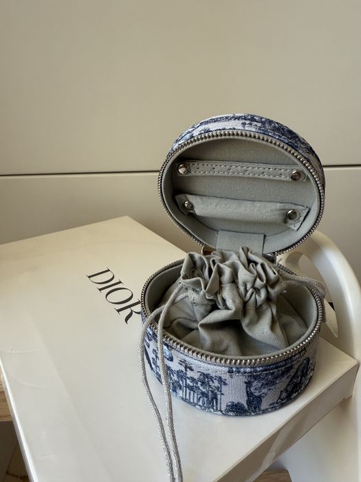 Кутия за бижута DIOR