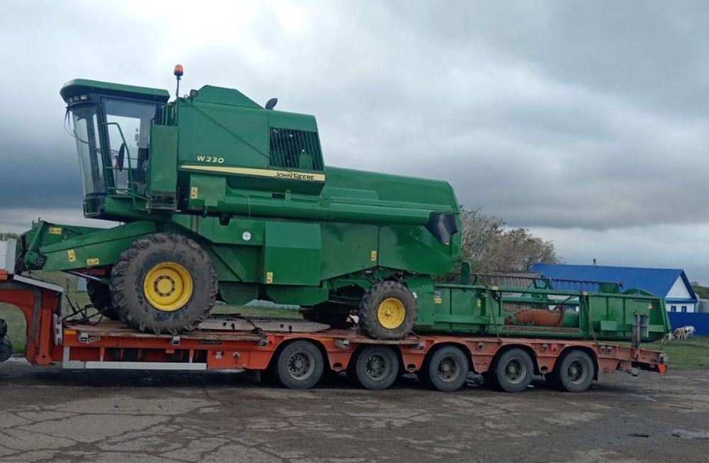 Продается комбайн John Deere W230 — в отличном состоянии!