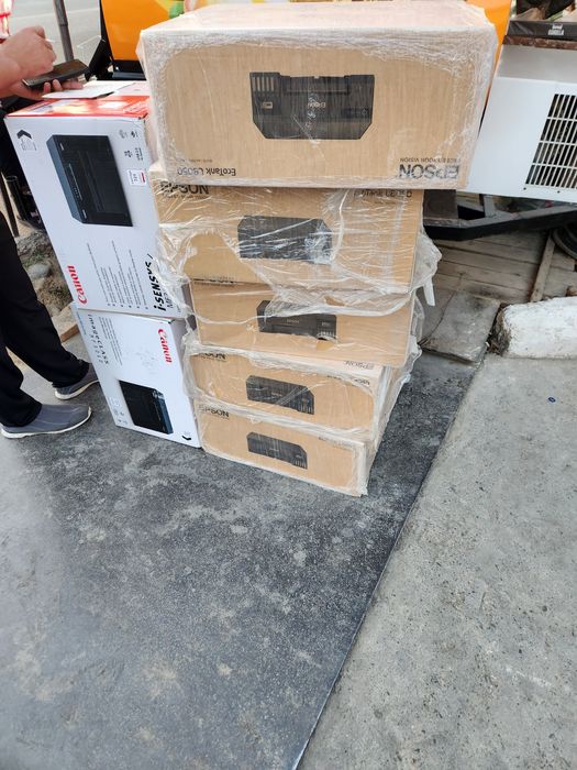 Epson L8050 yangi Kafolatga ega
